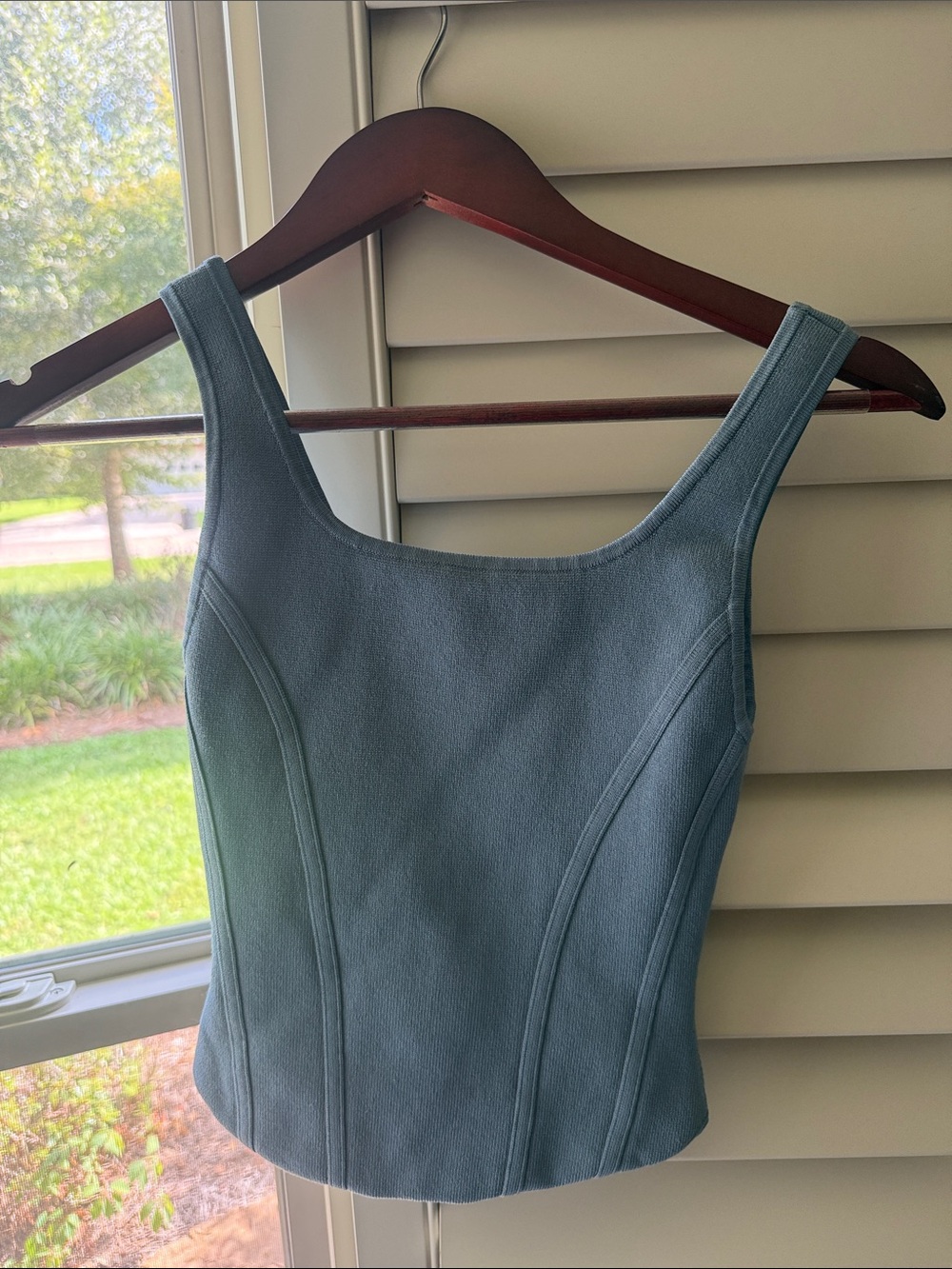 Babaton Classic Square-Neck Fitted Tank